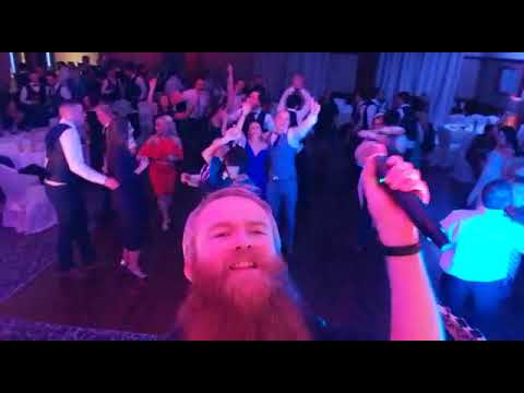 Don't Look Back in Anger: Live at The Brehon Hotel, Killarney