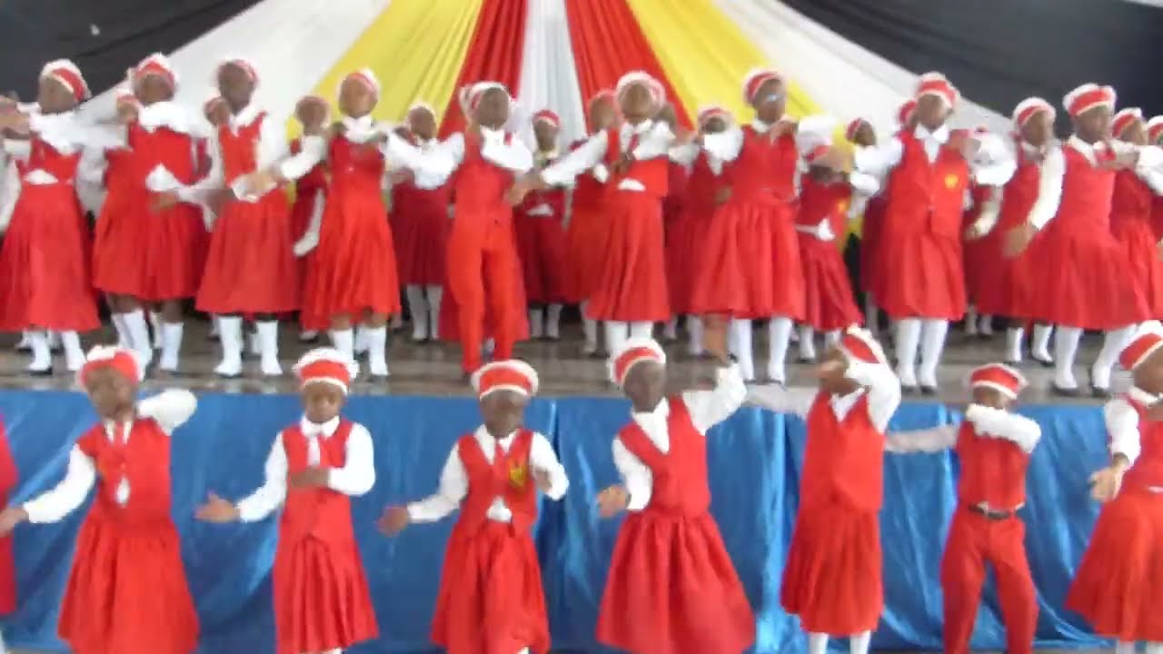 TAZAMA WIMBO ULIOIMBWA NA KWAYA YA WATOTO WA SHIRIKA LA KIPAPA JIMBO LA IRINGA.