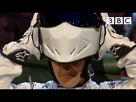 Vídeo: Quem é O Stig No Top Gear