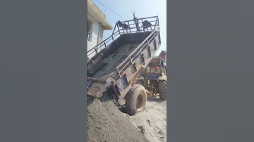 Sand Unloading from Tractor #tractor #engineering #construction #site