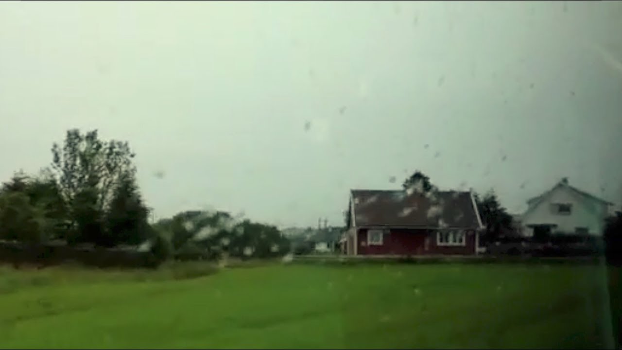 10. Norway | A bus tour by Emilie.