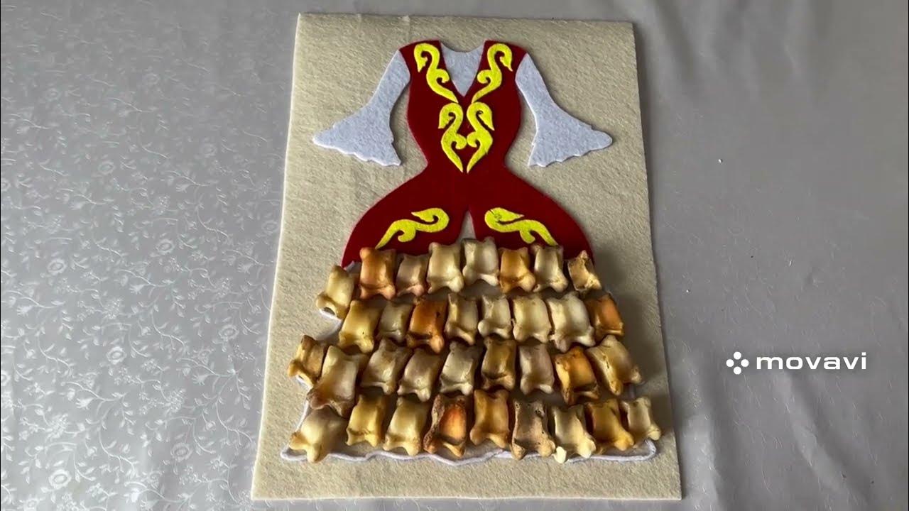 Жалаңаш қыздардың жұмыс үстелінің супер тұсқағаздары