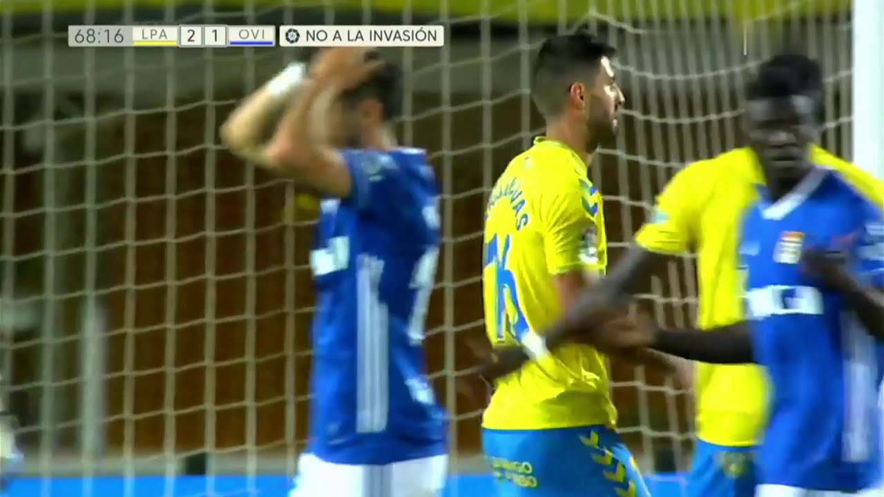 Cagada gorda de Raul Navas en el UD Las Palmas 2 Real Oviedo 1 | 2021-2022