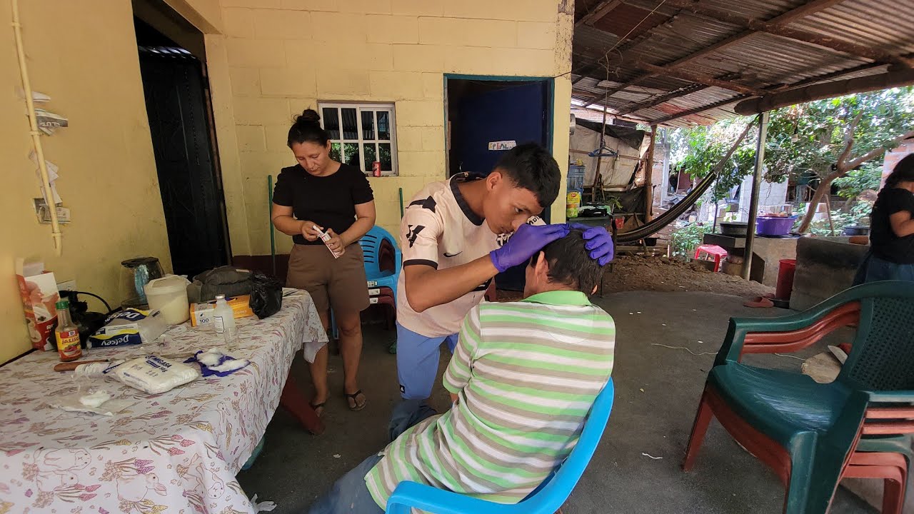 PORSUERTE TENEMOS UN ENFERMERO EN CASA 😬😬😬