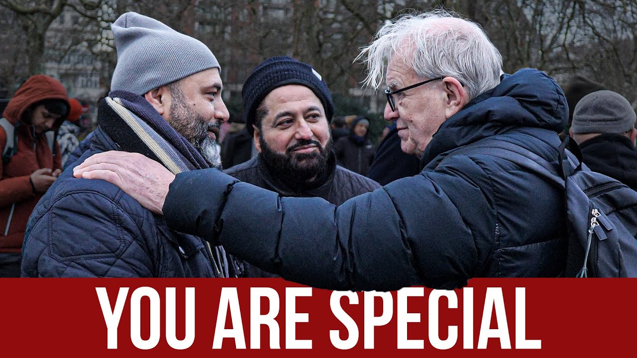 Христианин согрелся от этого мусульманского персонажа