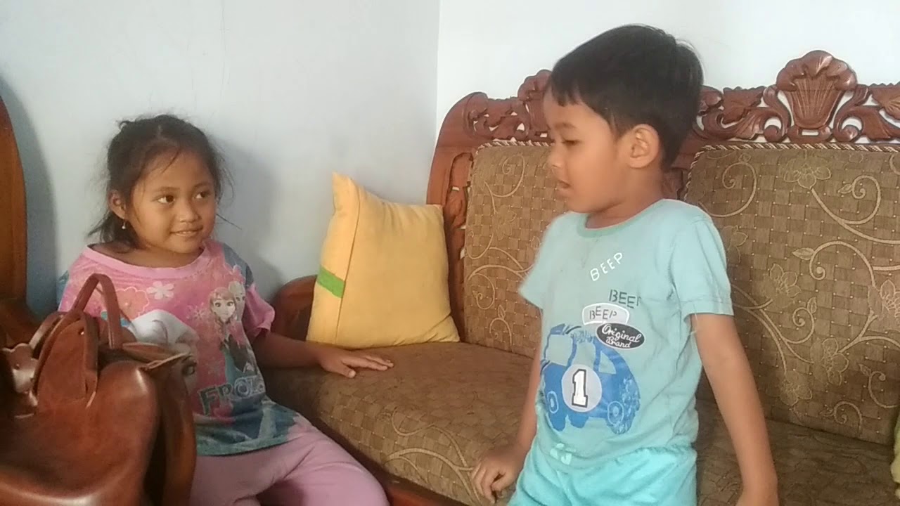 Percakapan dua anak kecil tentang hantu yg menggemaskan 