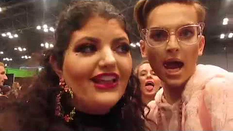 LIVING IN NYC / DRAGCON NYC