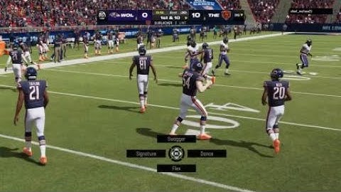 Madden NFL 25 Brian Urlacher with a read 2-3 Nickel