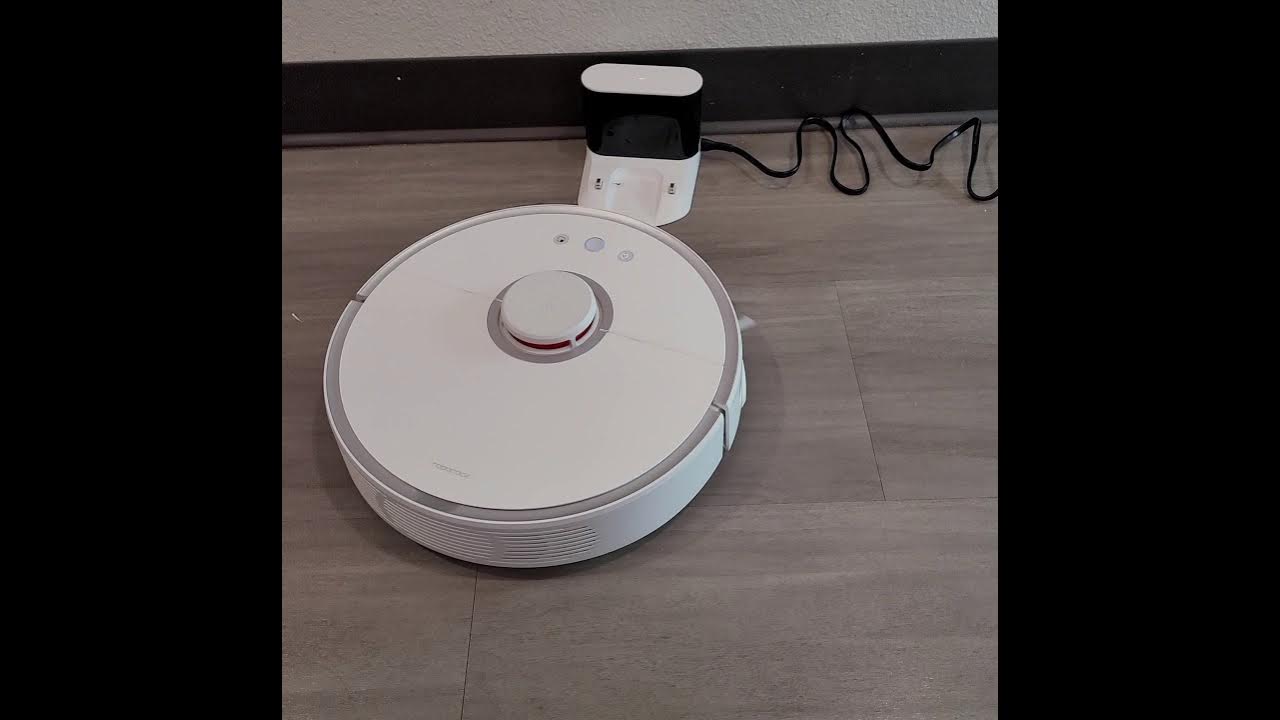 Maxc2020 Roborock Robotic Vacuum and MOP Cleaner White (S50200