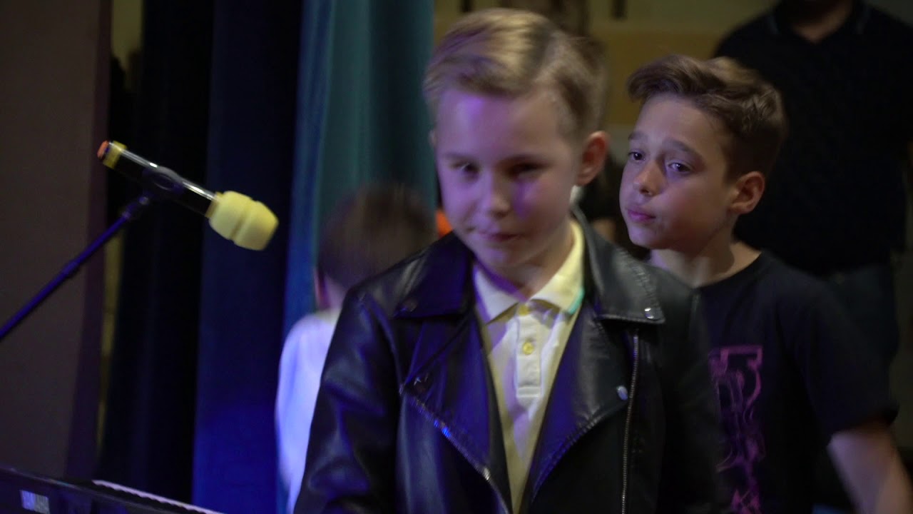 дискотека авария 2018. фантазер дискотека слушать. караоке фантазер. дискотека авария фантазер. фантазер дискотека слушать.