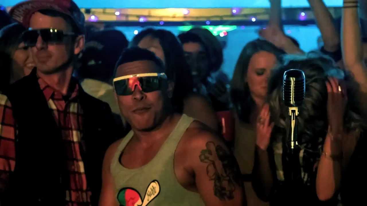 Watch Illegal Banditz - Keep It Moving on YouTube Watch Illegal Banditz - Keep It Moving on YouTube