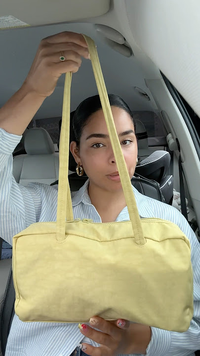 What’s in my bag *toddler mom edition*