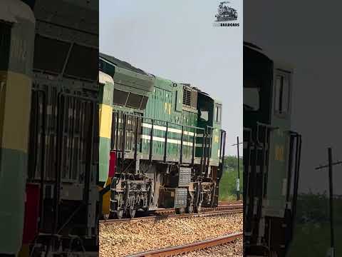 Awam Express Departure Jungshahi