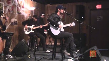 Buzz Acoustic Session - 3 Days Grace - The Time That Remains