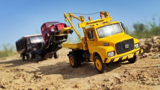 Centy Toys Tata Truck Customised Into Towing Truck | Truck Videos | Auto Legends