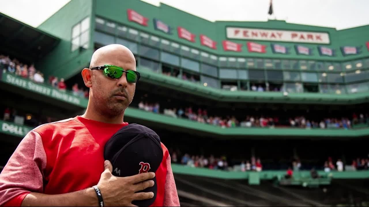 alex cora sunglasses