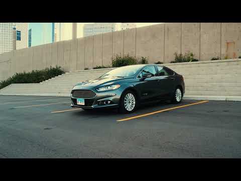 FORD FUSION HYBRID 2015 сравним с Toyota Camry