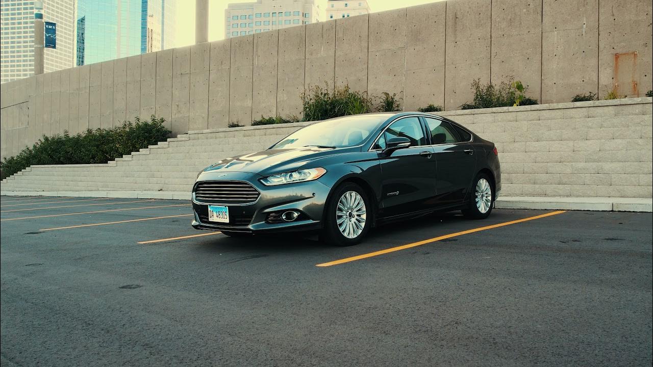 FORD FUSION HYBRID 2015 сравним с Toyota Camry - YouTube