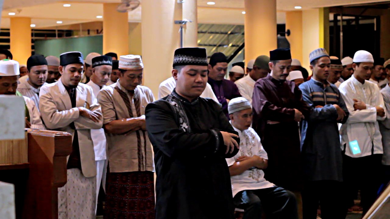 Menirukan suara emas Syekh Ameer Mohalhal Al hasyr 18 -24. Pray Isya