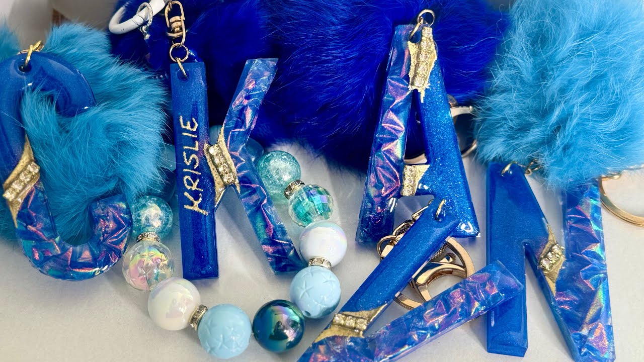 Powder Key Chain Blue resin keychain using plastic wrap and chrome powder ,resin ...