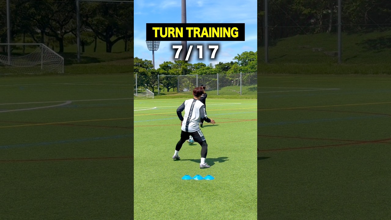 TRY THIS TURN TRAINING 🔥#shorts #football