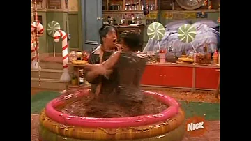 Drake & Josh - Chocolate Pool Fighting