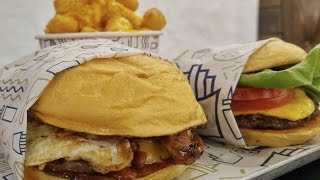 Melb burger in town I've drunk too much unlimited soft drinks! screenshot 3