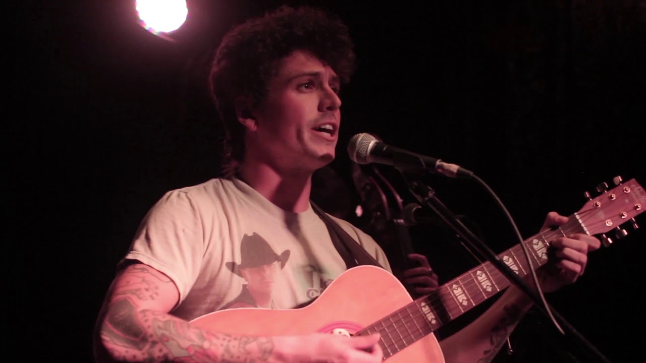 Lonely Like Me by Nick Shoulders and the Okay Crawdad LIVE at Siberia