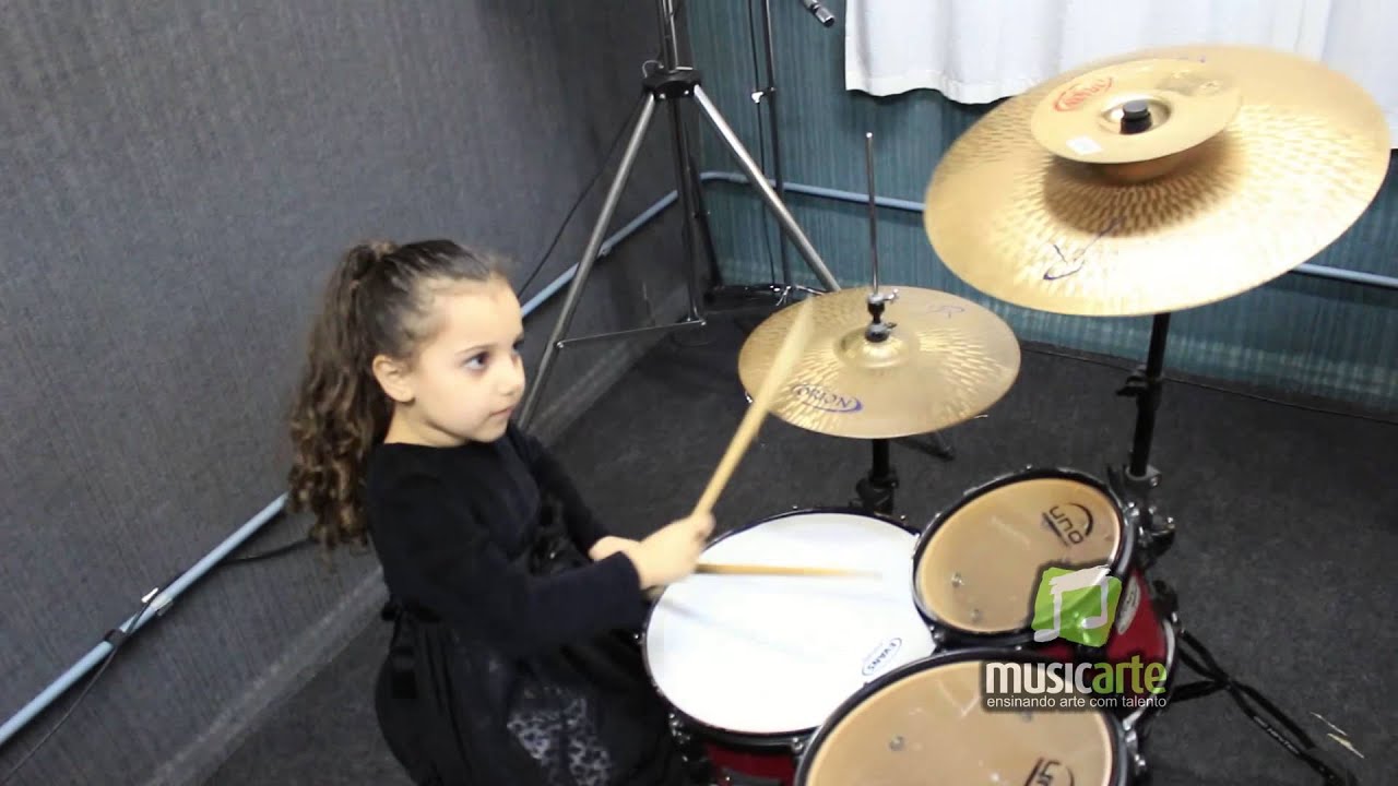 ENTER SANDMAN (METALLICA) - EDUARDA HENKLEIN