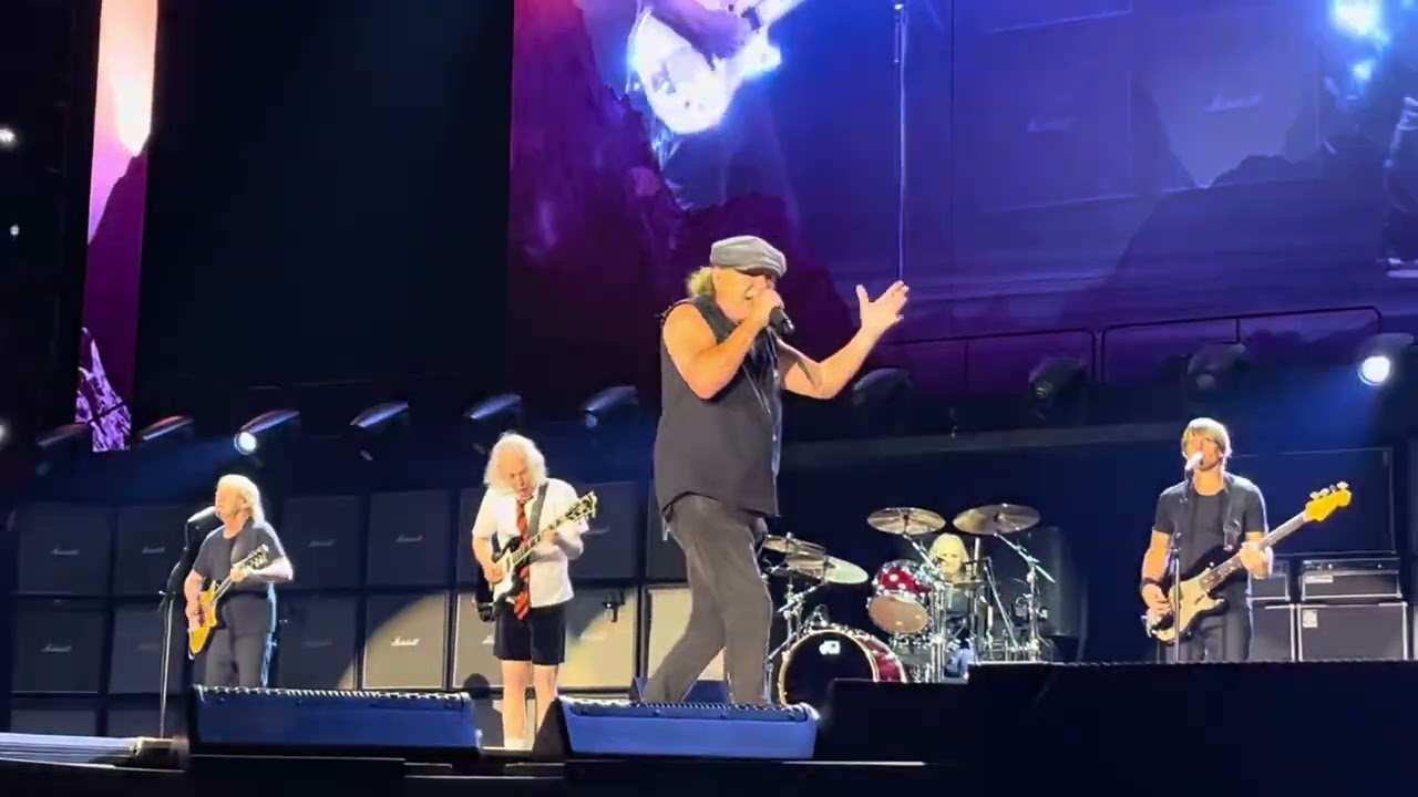 AC/DC Thunderstruck Düsseldorf 08.07.2025 Front Row
