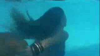 Gabriela Paganini - In The Pool.flv