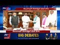 Tribal farmer hands over Telangana first apple to CM KCR