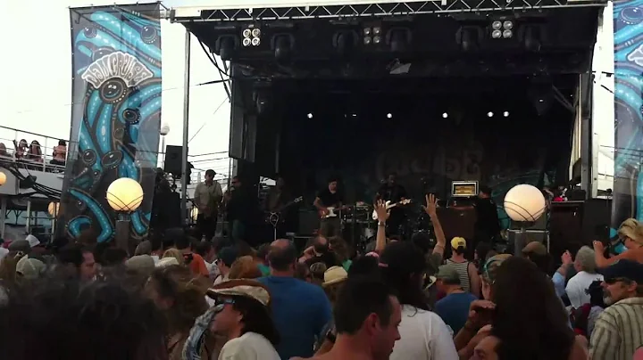 Jam Cruise 9 - Dumpstaphunk pool deck with lots of crowd