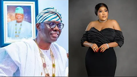 SEE WHAT GOV BABAJIDE SANWOOLU DID TO TOYIN ABRAHAM FANS AT THE MOVIE PREMIERE OF IJAKUMO