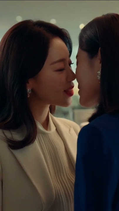 Japanese lesbian kissing #japanese #lesbian #kissing #video