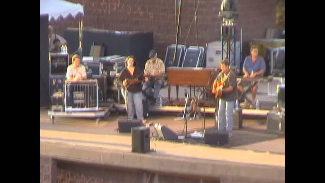 Sedona Amphitheater Vince Gill @ Sedona Amphitheater Arizona, US. - YouTube
