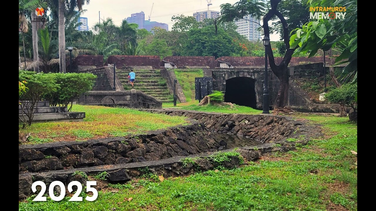 Intramuros of Memory | 1900 Photograph of the Revellín del Parián