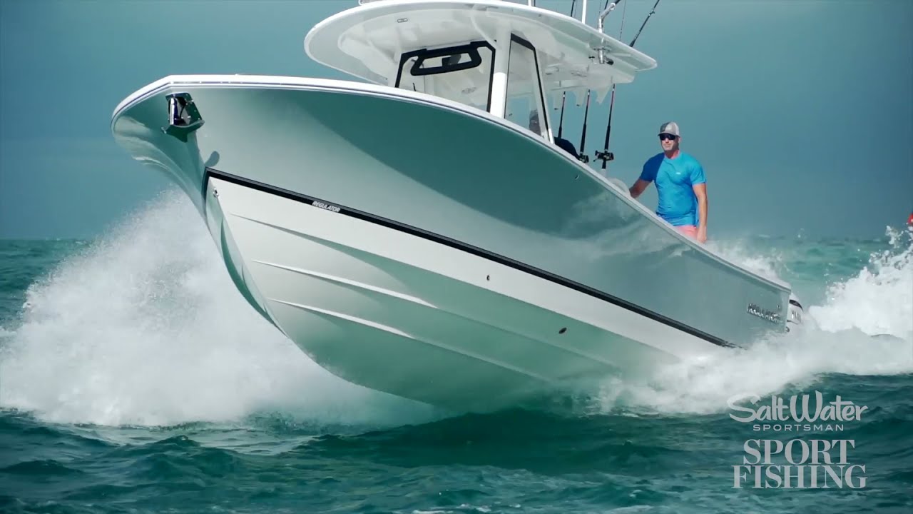 Regulator Marine 31: 2021 Boat Buyers Guide