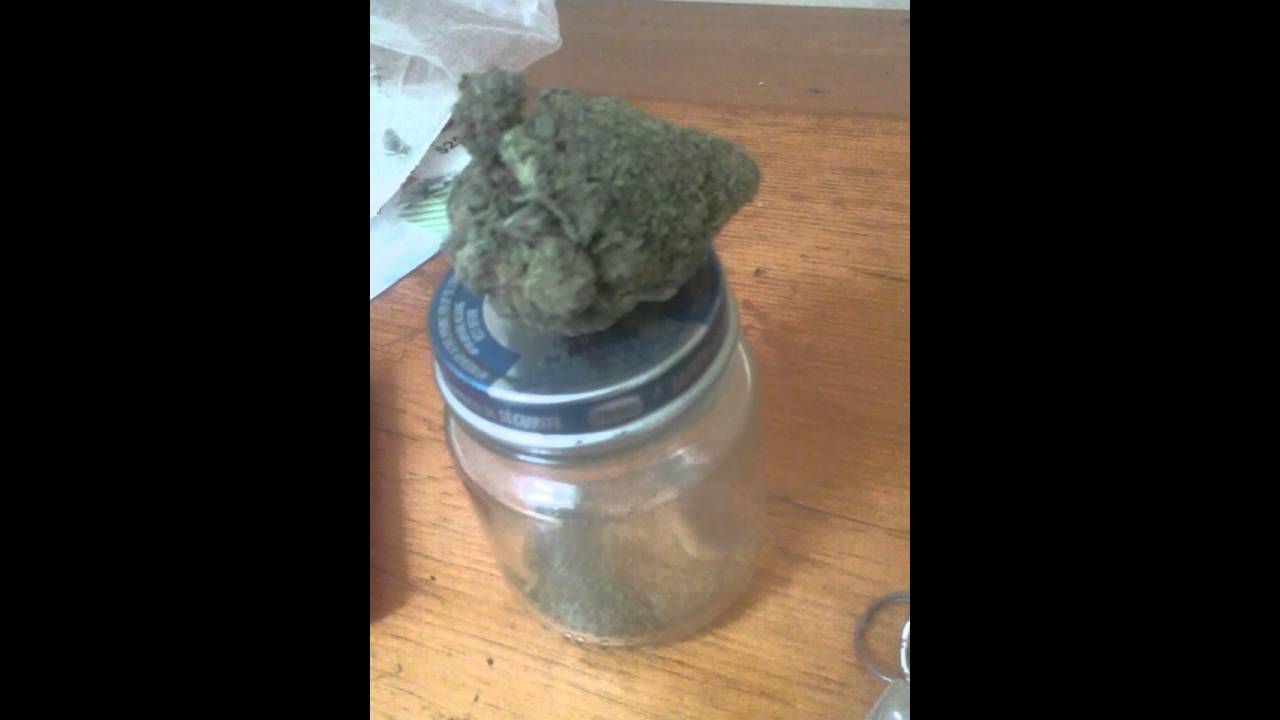 Bomb weed from eman 002