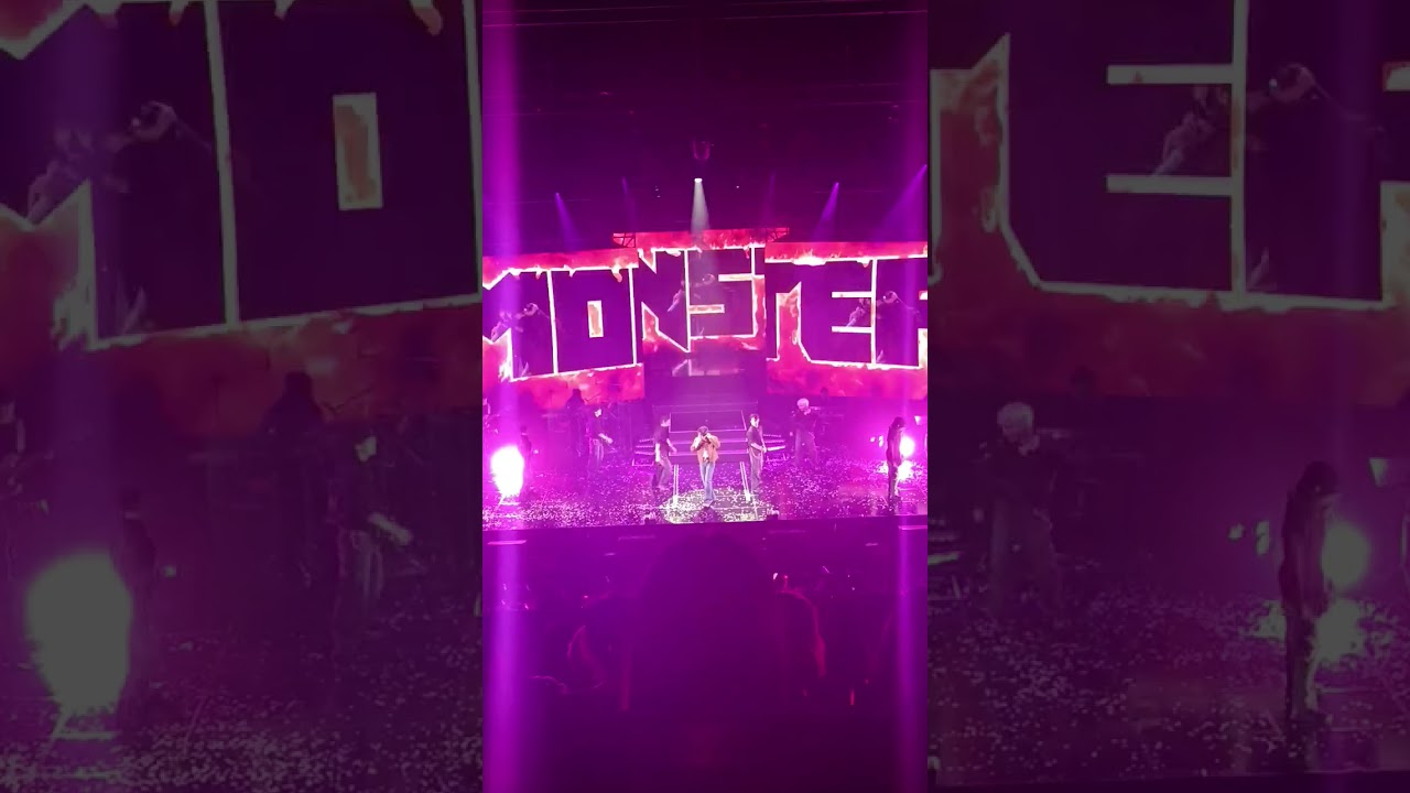 Seo Eunkwang - Parachute + Monster (My Page Seoul Day 1) 