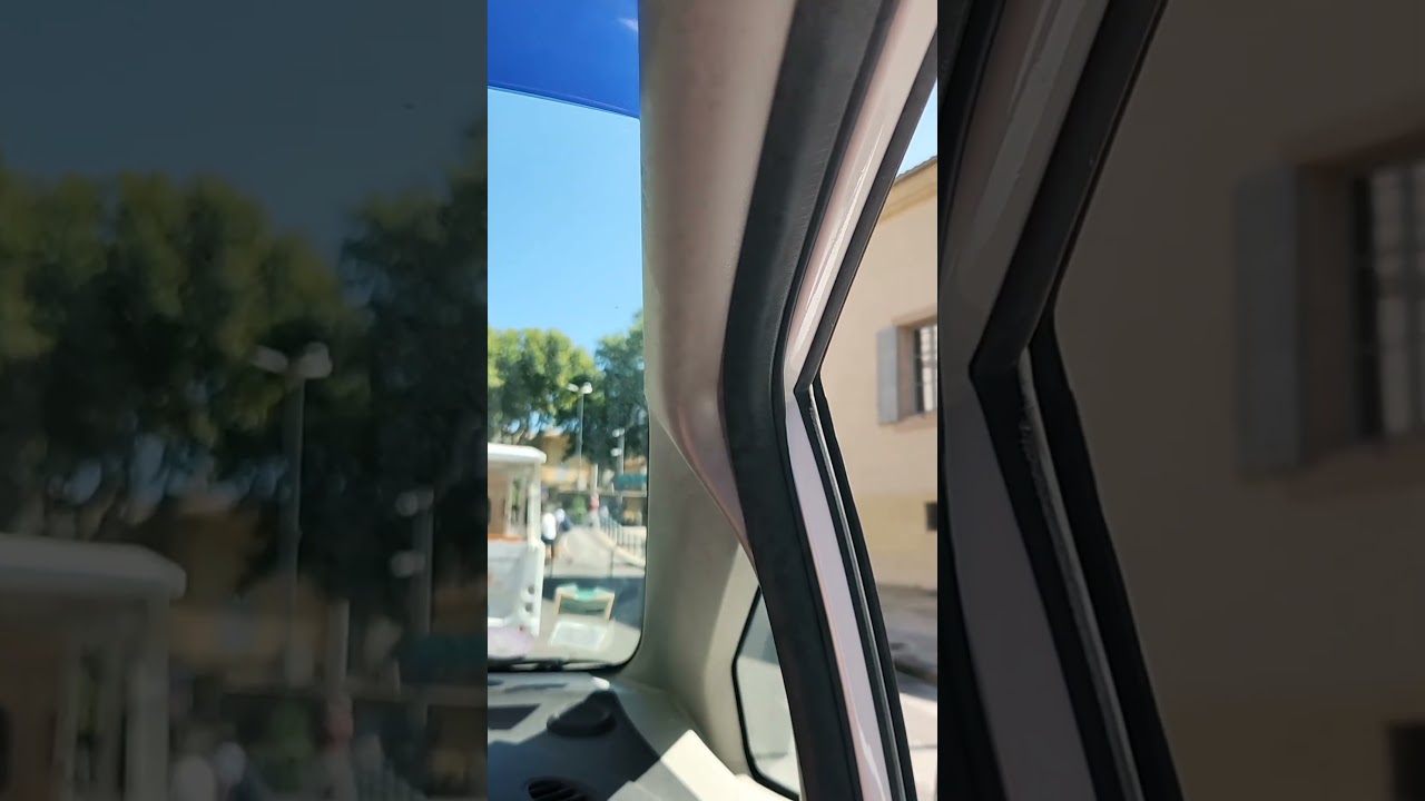 A confusing Road Trip around the Compact Mall section of Aix-En-Provence, France, Europe (7/24/2025)