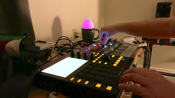Mpc One controlling Arturia Microfreak — quick jam