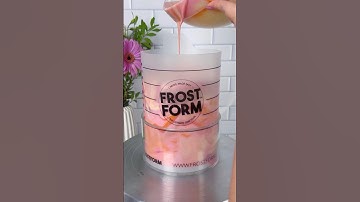 This Marbled Cake is for the girlie who wants it ALL! 😄 Made with Frost Form #cake