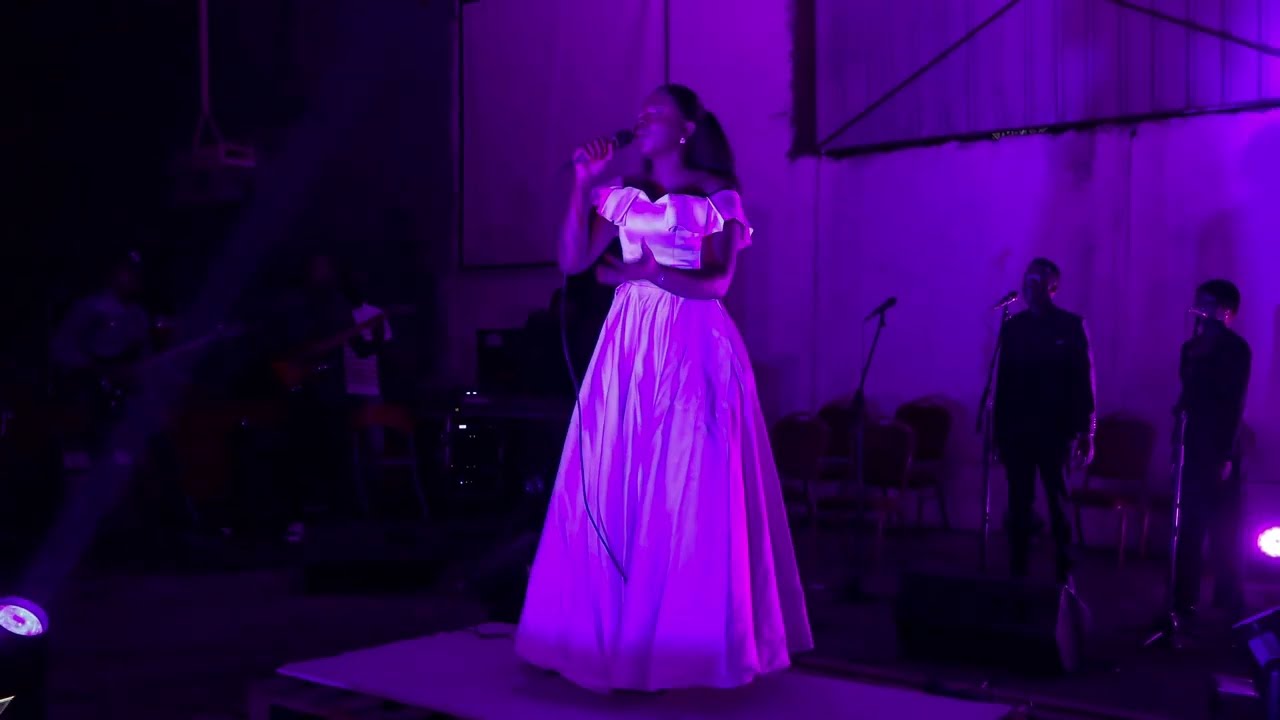 Nathalie Mboyo-Merci(Live Session)