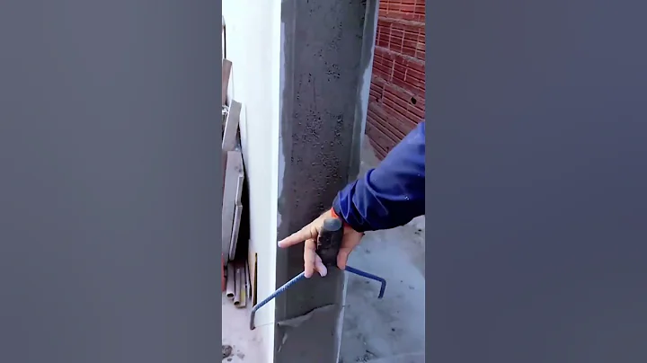 The process of smoothing the wall plaster. #shorts