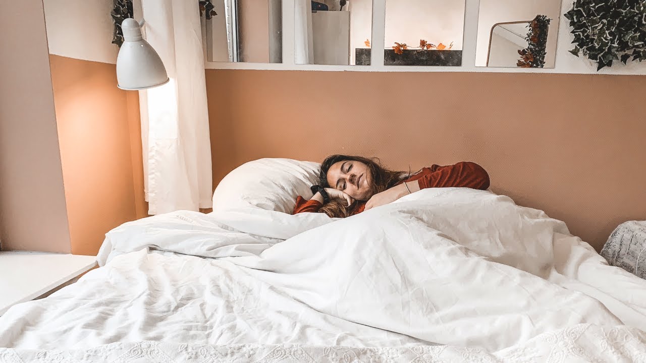 Realistic Morning Routine (of a Minimalist) - YouTube