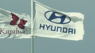 Webb Simpson shares lead with three others at Hyundai after 18 holes