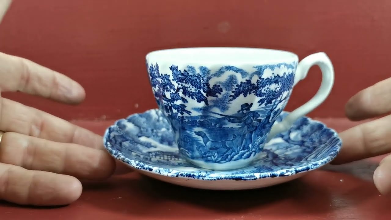 The Hunter by Myott Blue and White China Teacup & Saucer – Vintage