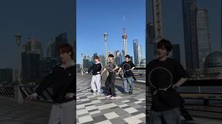 샹하이 로맨스 in Shanghai😘 #TEMPEST #템페스트 #한빈 #HANBIN #형섭 #HYEONGSEOP #혁 #HYUK #Shorts