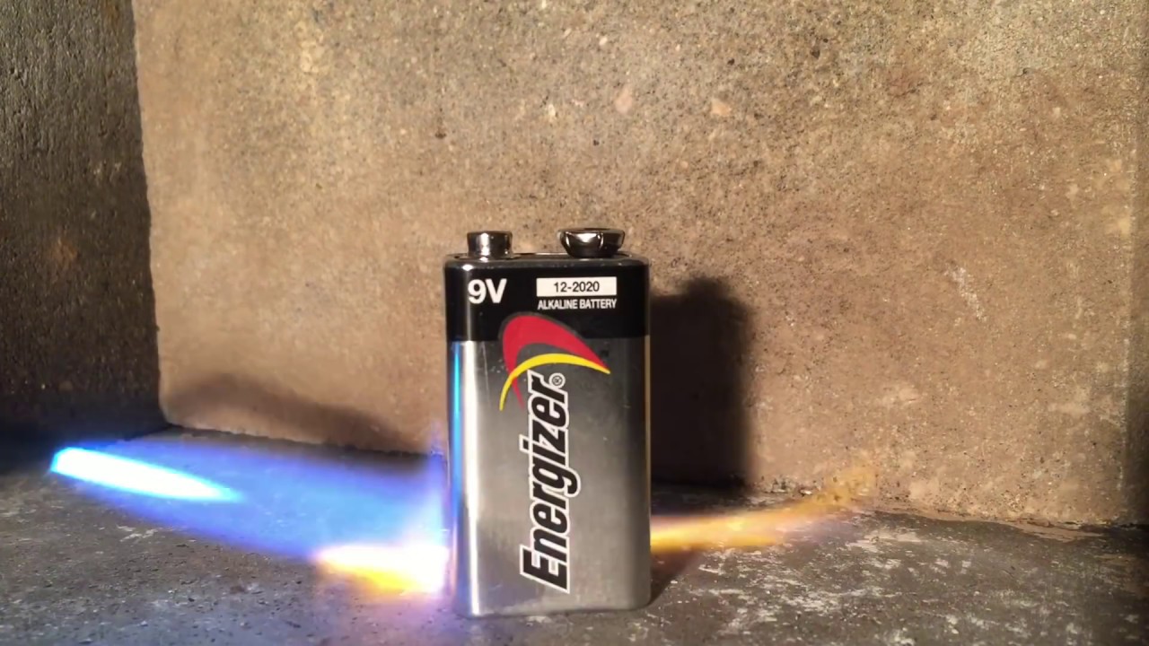 Melting A 9V Alkaline Battery = Explosion - YouTube